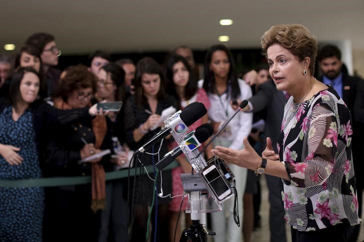 © Reuters. Senado de Brasil aprueba aumento de impuesto a los bancos