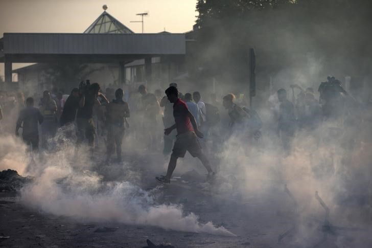 © Reuters. مفوضية الامم المتحدة تحث المجر على السماح بدخول اللاجئين أراضيها