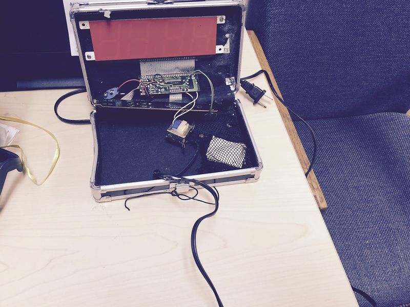 © Reuters. A homemade clock made by Ahmed Mohamed is seen in an undated picture released by the Irving Texas Police Department