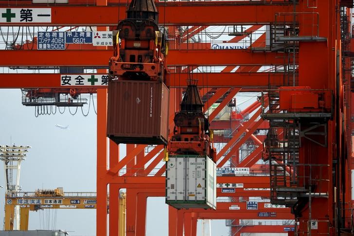 © Reuters. صادرات اليابان ترتفع 3.1% على اساس سنوي في اغسطس