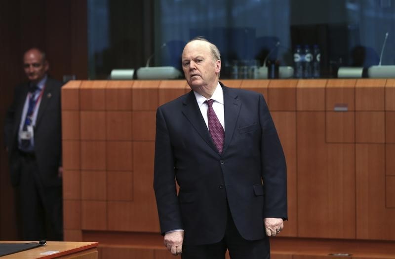 © Reuters. Ireland's Finance Minister Noonan arrives at Eurozone finance ministers meeting in Brussels