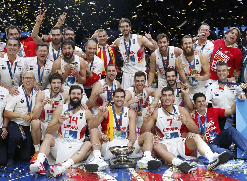 © Reuters. España vence a Lituania y gana su tercer oro europeo en baloncesto