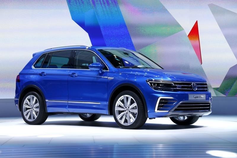 © Reuters. La nuova Volkswagen Tiguan GTE 