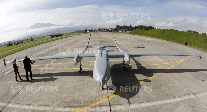 © Reuters. مصادر:الهند تسرع خطط شراء طائرات بلا طيار من إسرائيل
