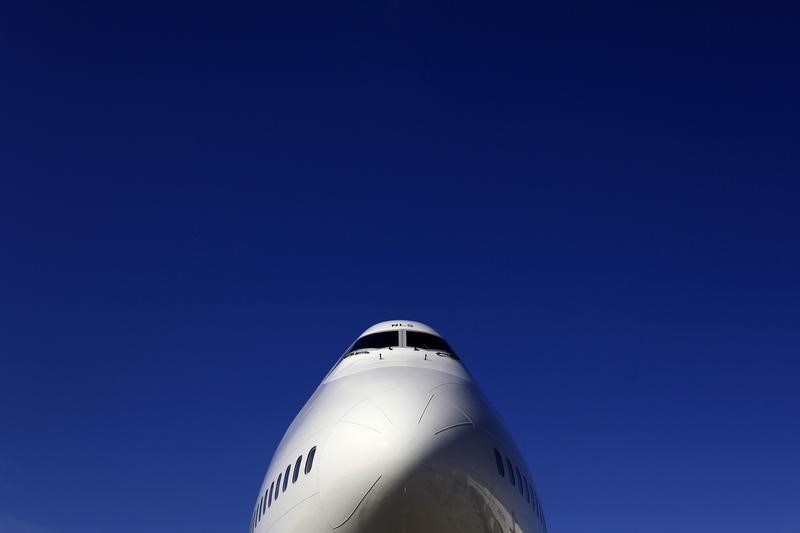 © Reuters. A British Airways Boeing 747 passenger aircraft is parked at Heathrow Airport in west London