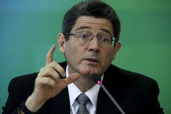 © Reuters. Ministro da Fazenda, Joaquim Levy, durante evento no Palácio do Planalto, em Brasília