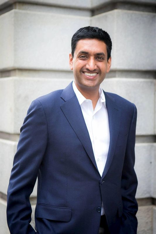 © Reuters. Handout shows Ro Khanna, a Democratic candidate for a congressional seat in California, in Cleveland, Ohio