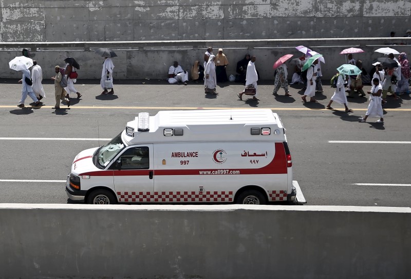 © Reuters. Mueren más de 300 personas en una avalancha en La Meca