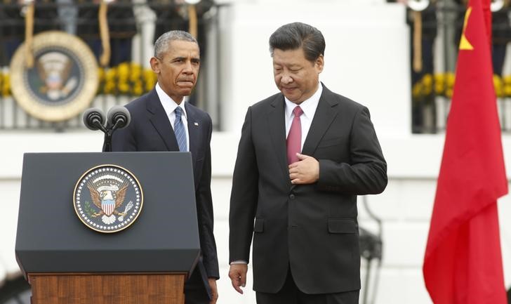 © Reuters. Presidente dos Estados Unidos, Barack Obama, e presidente chinês, Xi Jinping, em Washington