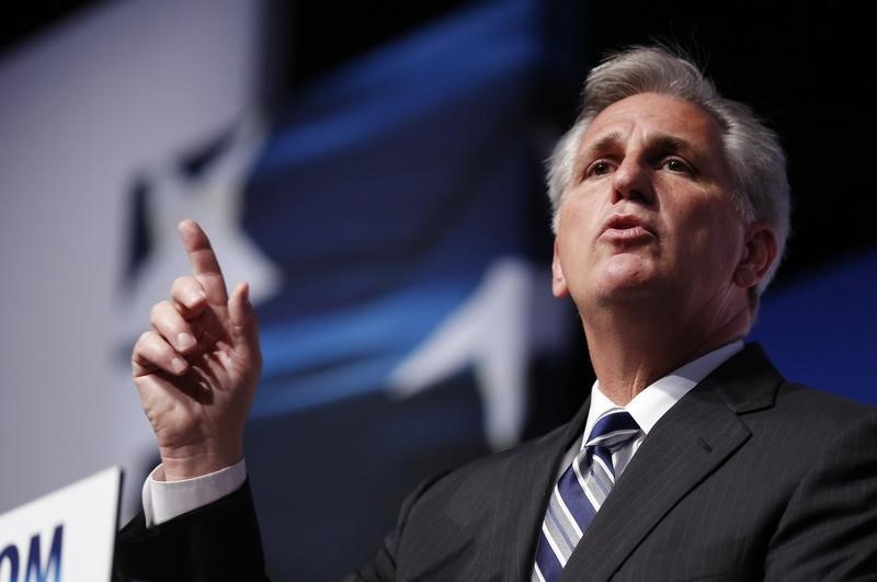 © Reuters. U.S. House Majority Leader-elect Rep. Kevin McCarthy gestures on the second day of the 5th annual Faith & Freedom Coalition's "Road to Majority" Policy Conference in Washington