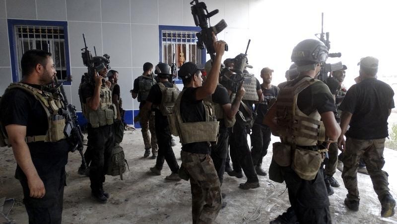 © Reuters. أمريكا تحث القوات العراقية على التحرك "بأسرع ما يمكن" لاستعادة الرمادي