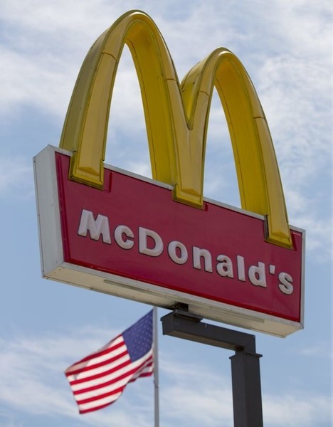 © Reuters. McDonald's ofrecerá su primera hamburguesa orgánica en Alemania