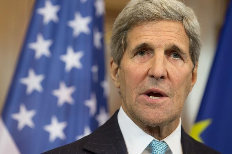 © Reuters. U.S. Secretary of State Kerry addresses the media after a meeting with German Foreign Minister Steinmeier at German foreign ministry's guesthouse Villa Borsig at lake Tegel in Berlin