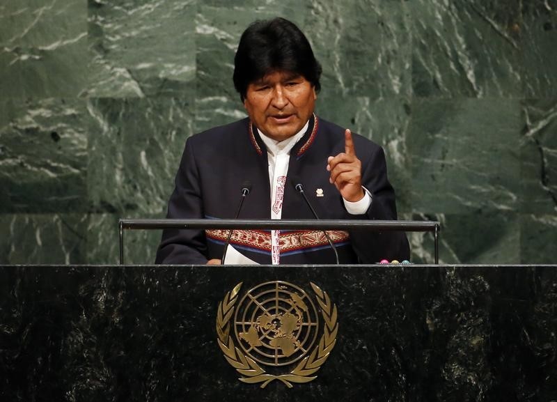 © Reuters. بوليفيا تجيز قانونا للسماح لموراليس بالترشح لفترة رئاسية رابعة