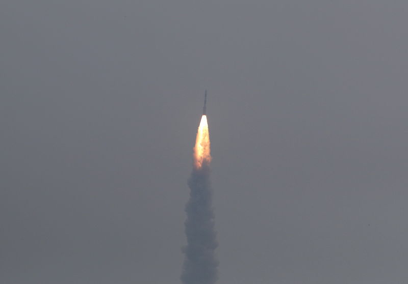 © Reuters. India's PSLV- C30 carrying ASTROSTAT lifts off from the Satish Dhawan Space Centre in Sriharikota