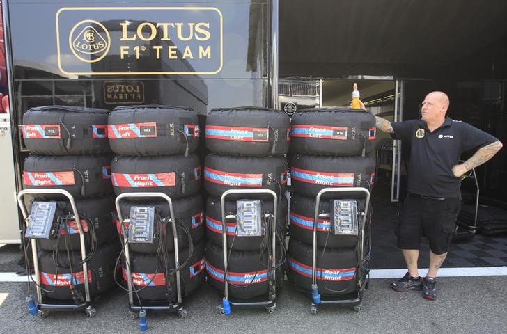 © Reuters. RENAULT VA PRENDRE UNE PARTICIPATION DE CONTRÔLE DANS LOTUS F1