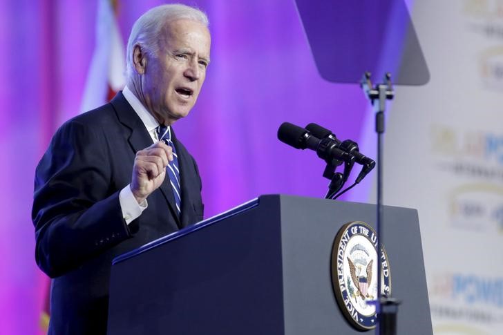 © Reuters. Vice President Joe Biden speaks at the Solar Power International trade show in Anaheim, California 