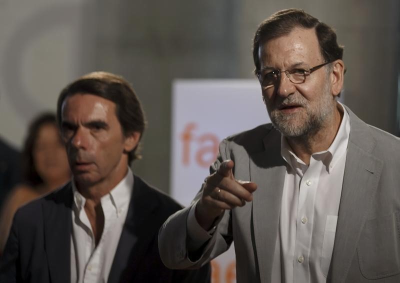 © Reuters. Aznar dice que el resultado catalán coloca al PP ante el peor escenario