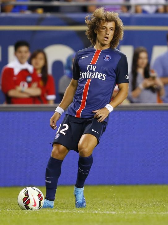 © Reuters. Zagueiro David Luiz, do Paris St. Germain, durante amistoso de pré-temporada contra o Manchester United em Chicago