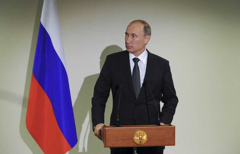© Reuters. El Parlamento ruso da a Putin el derecho de desplegar tropas en Siria
