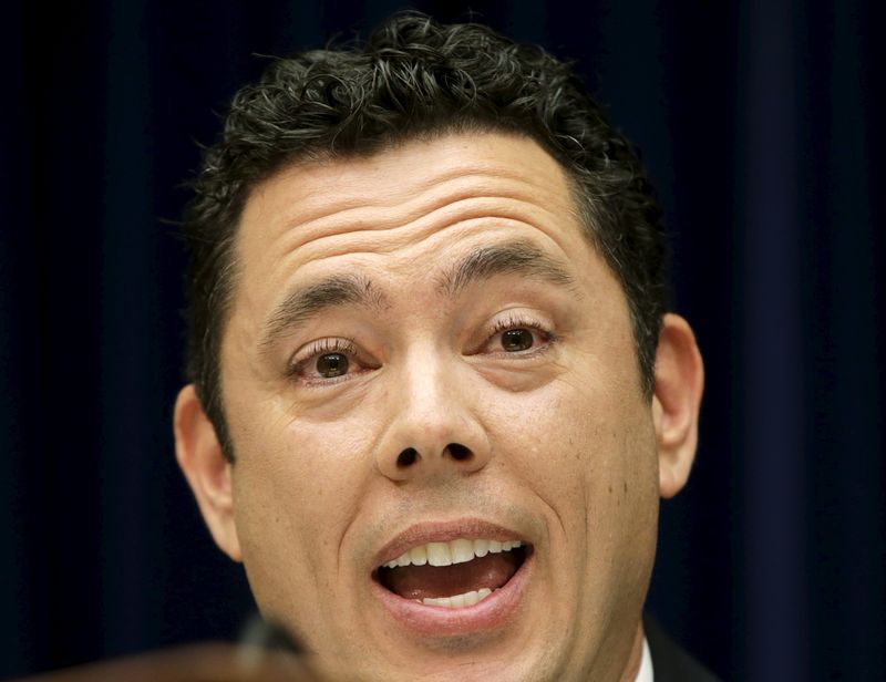 © Reuters. Chairman of House Committee on Oversight and Government Reform Chaffetz question Planned Parenthood president Richards in Washington