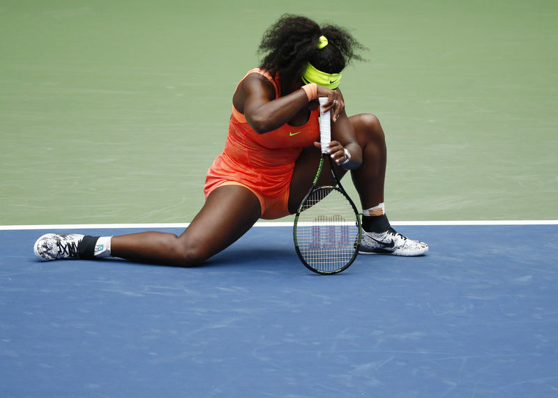 © Reuters. Serena pone fin a su temporada para recuperarse de las lesiones