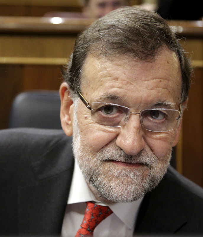 © Reuters. Rajoy anuncia que las elecciones serán el 20 de diciembre