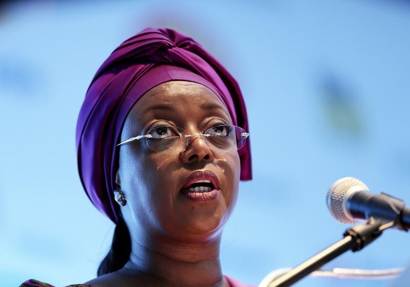 © Reuters. مصادر: اعتقال أليسون-مادويكي وزيرة النفط النيجيرية السابقة في لندن