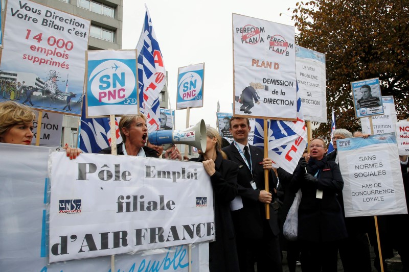 © Reuters. AIR FRANCE COMPTE SUPPRIMER 2.900 EMPLOIS