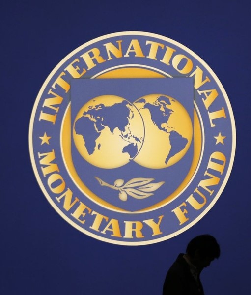 © Reuters. Logo do Fundo Monetário Internacional visto em Tóquio