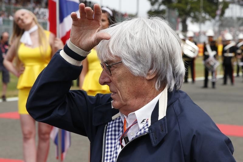 © Reuters. La Fórmula Uno podría cambiar de dueño este año, dice Ecclestone