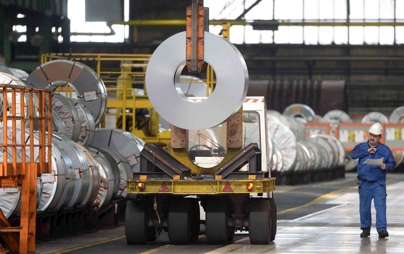 © Reuters. CROISSANCE EN ALLEMAGNE ATTENDUE À 1,8% EN 2015 ET 2016