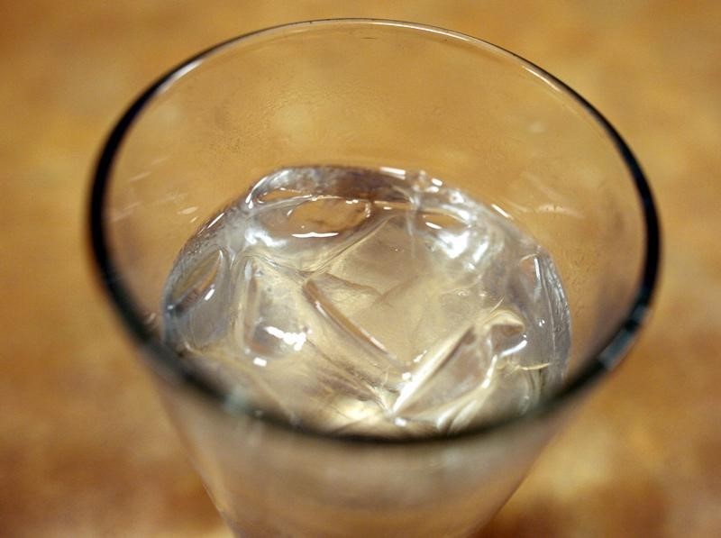 © Reuters. A glass of tap water