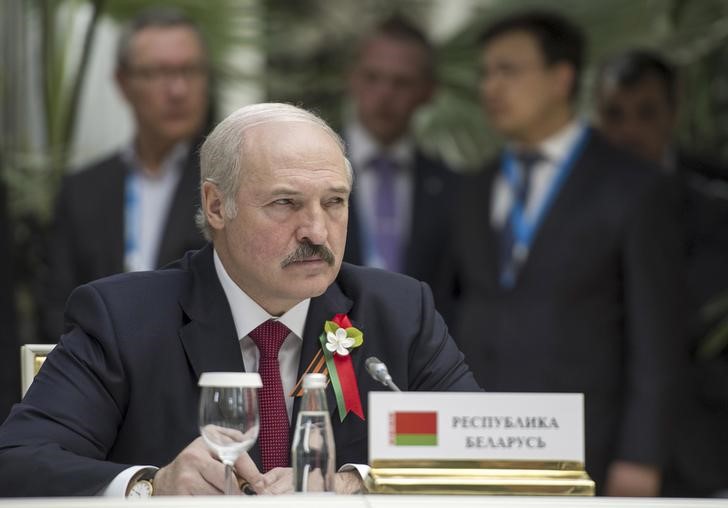 © Reuters. انتخابات في روسيا البيضاء من المتوقع أن تسفر عن إعادة انتخاب لوكاشينكو لفترة خامسة