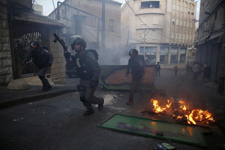 © Reuters. Dos muertos en Gaza en un ataque israelí; interceptado un supuesto coche bomba