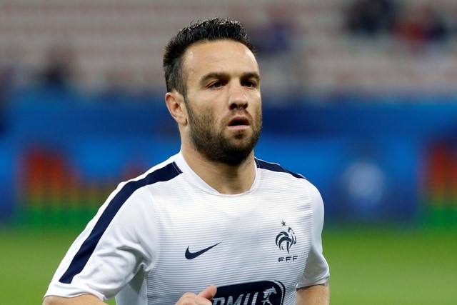 © Reuters. Meia da seleção francesa Mathieu Valbuena durante partida em Nice, na França