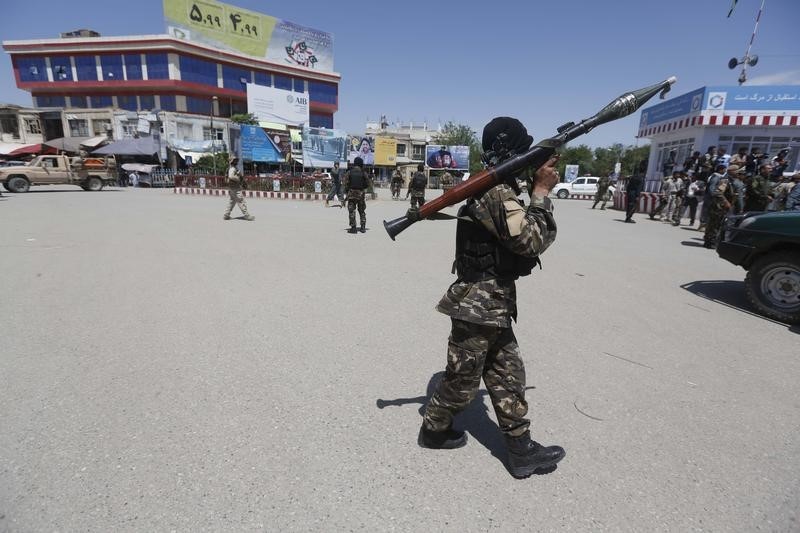 © Reuters. طالبان تعلن الانسحاب من وسط قندوز