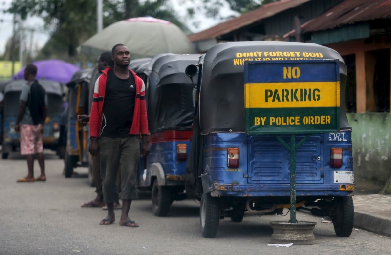 © Reuters. The Wider Image: Tensions in the Niger Delta