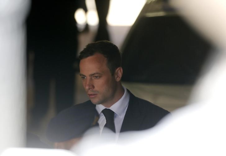 © Reuters. Oscar Pistorius durante audiência em Pretória, na África do Sul