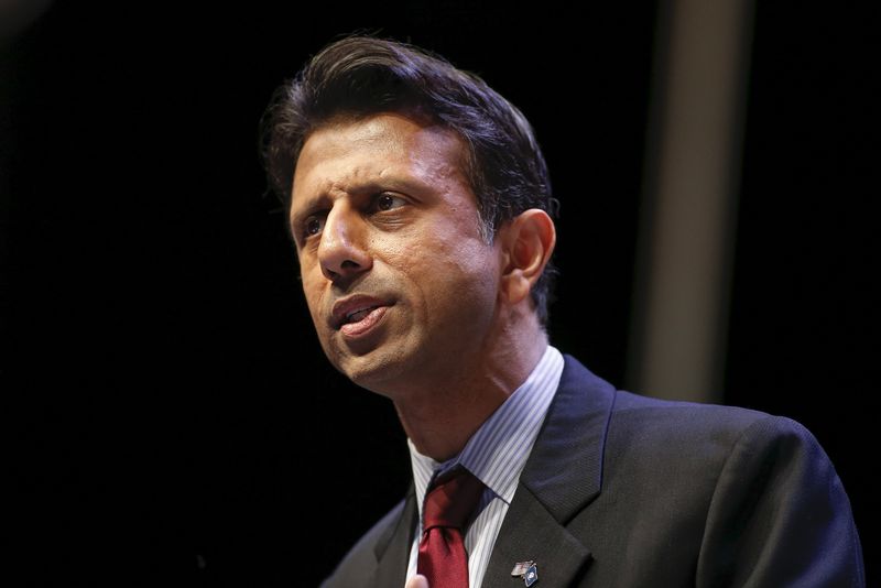 © Reuters. U.S. Republican presidential candidate Jindal speaks during the Heritage Action for America presidential candidate forum in Greenville