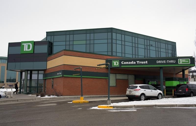 © Reuters. General view of a TD Bank branch and its drive-thru after the company held its annual general meeting in Calgary