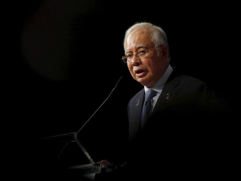 © Reuters. Malaysia's PM Najib speaks at the Khazanah Megatrends Forum in Kuala Lumpur