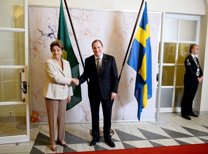 © Reuters. Presidente Dilma Rousseff e premiê da Suécia, Stefan Lofven, em Estocolmo