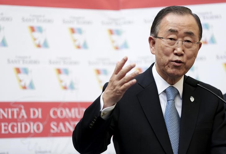 © Reuters. United Nations Secretary-General Ban Ki-moon speaks during his visit at the Saint Egidio Catholic in Rome