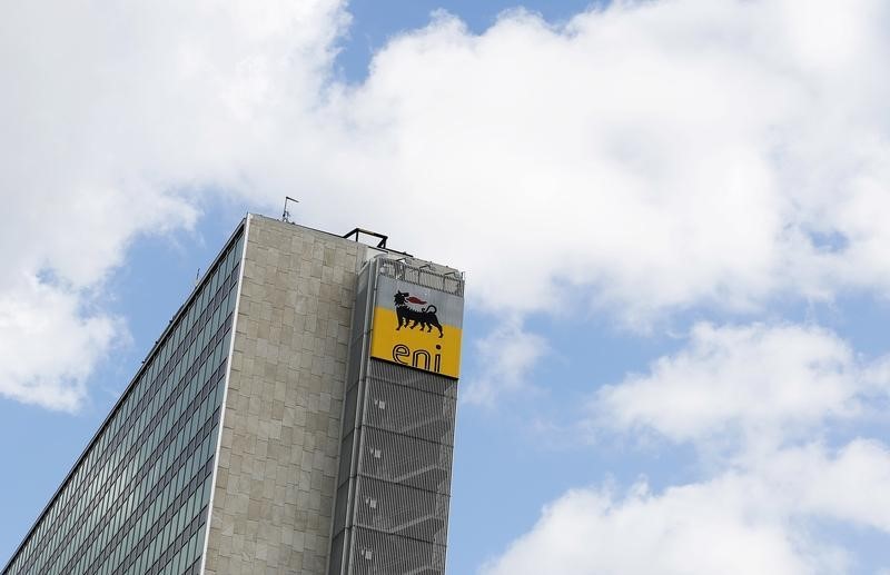 © Reuters. The logo of oil company Eni-Saipem is pictured at its headquarters in Rome