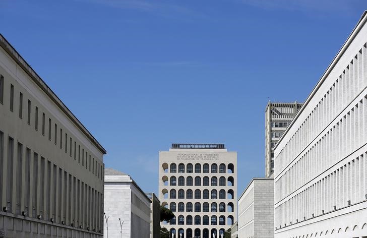 © Reuters. Vista do Palazzo della Civilta em inauguração da nova sede da Fendi em Roma