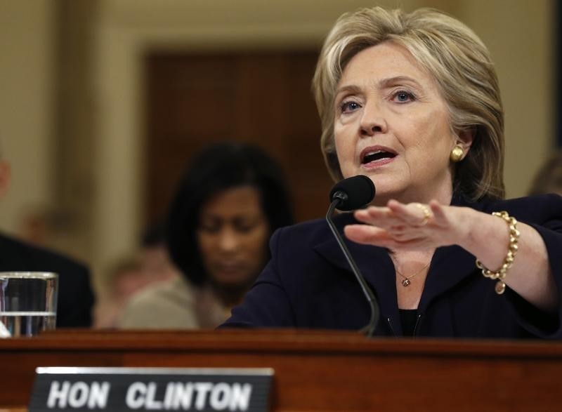 © Reuters. Democratic presidential candidate Hillary Clinton testifies before the House Select Committee on Benghazi on Capitol Hill in Washington