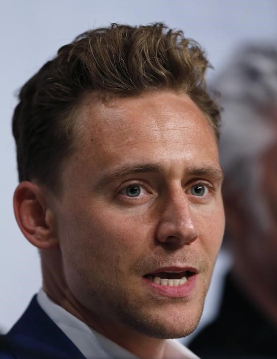 © Reuters. Ator Tom Hiddleston no 66º Festival de Cannes, em 2013