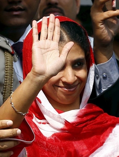 © Reuters. هندية صماء بكماء تعود لأسرتها بعد أن ضاعت سنوات في باكستان