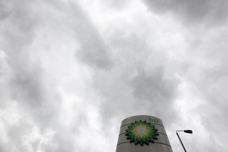 © Reuters. A BP logo is seen at a petrol station in London